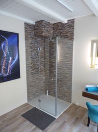 Moderne Glasdusche
